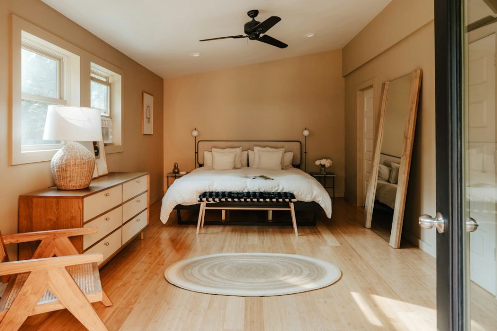 Photo mushroom ceiling light cozy bedroom
